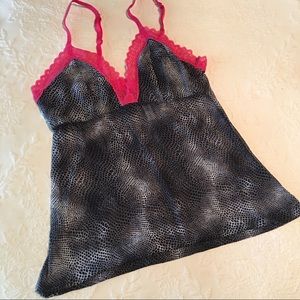 Jose Natori M EUC camisole black and hot pink